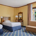 Marriott Hotel 4*