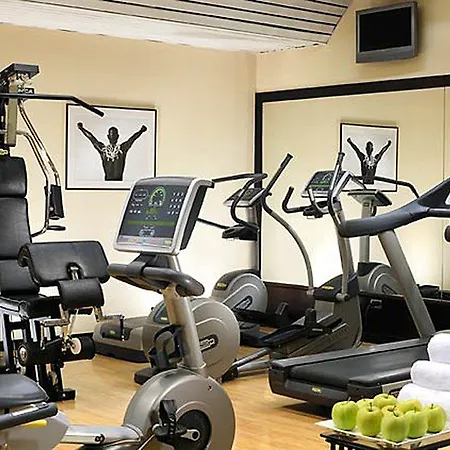 Marriott Hotell 4*