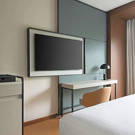 밀란 메리어트 호텔 4*