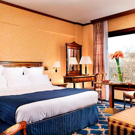 Hotel Marriott 4*